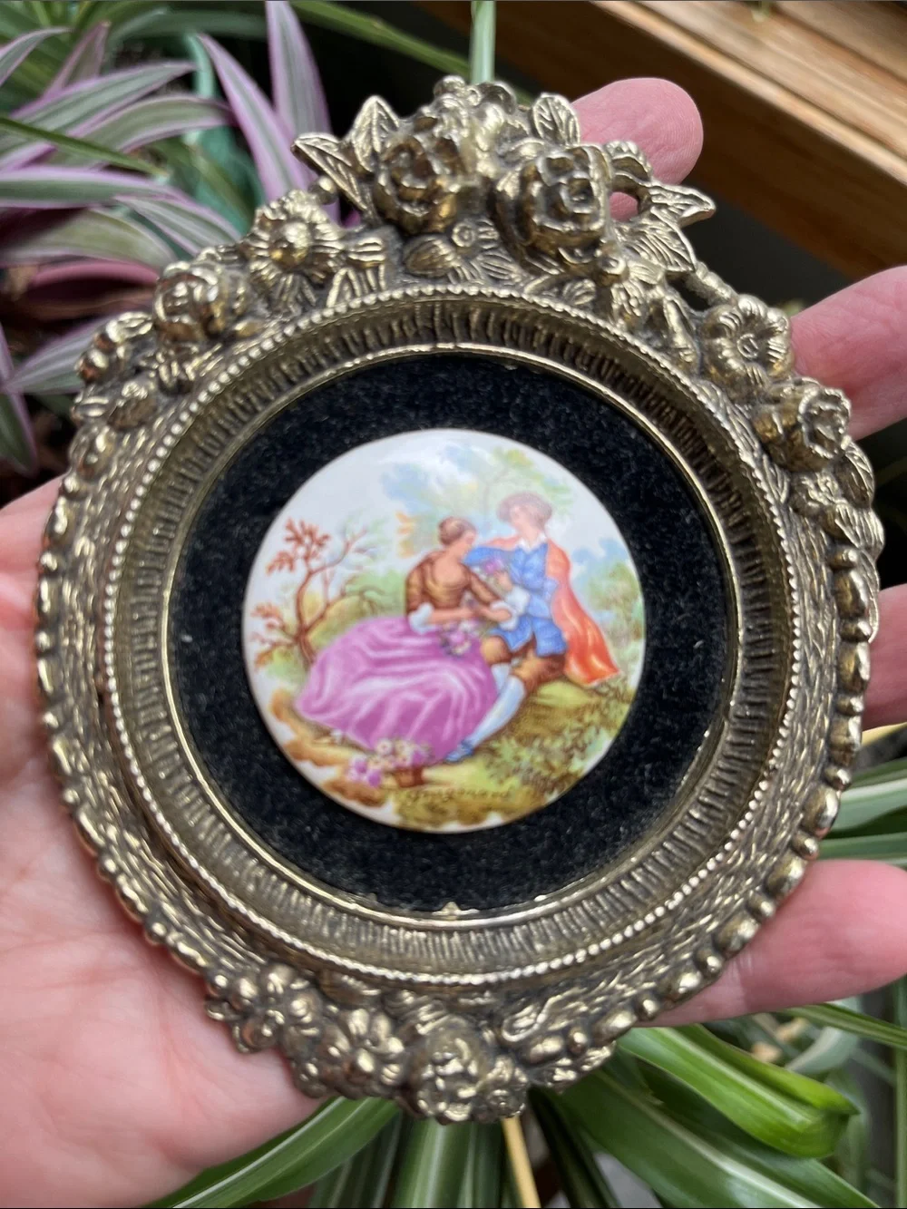 Cameo Wall Art Set Vtg Courting Couple Porcelain EA RIBA Rose Theme Metal Frames